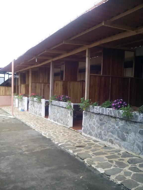 Green Mountain And Lodge Turrialba Exteriör bild