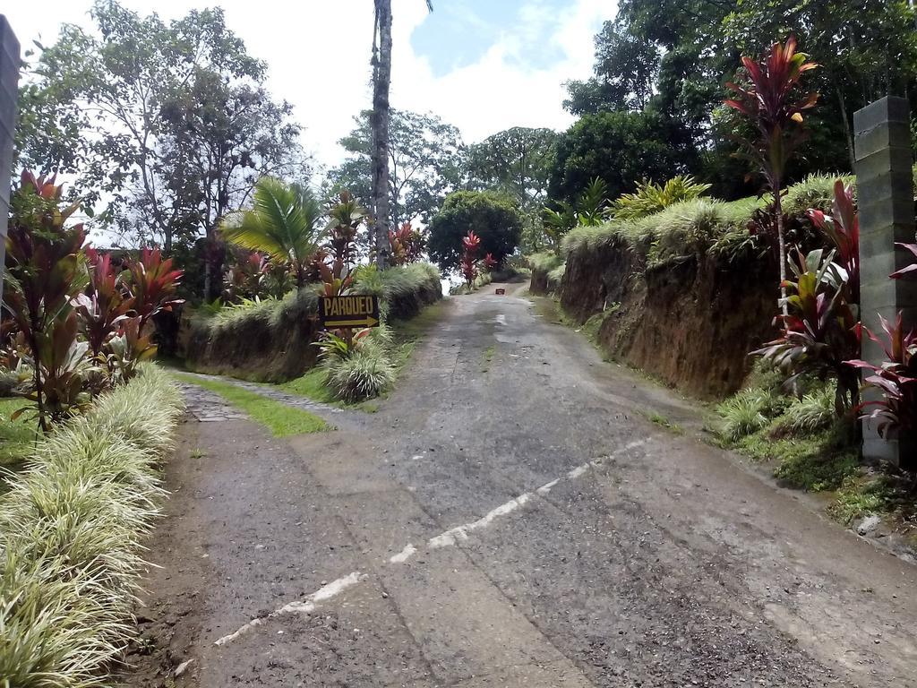 Green Mountain And Lodge Turrialba Rum bild
